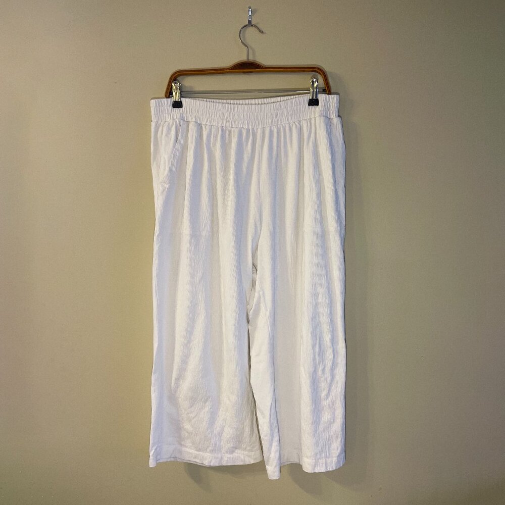 Women's High Rise Pull On Elastic Waist Wide Leg Crinkle Knit Crop Pants